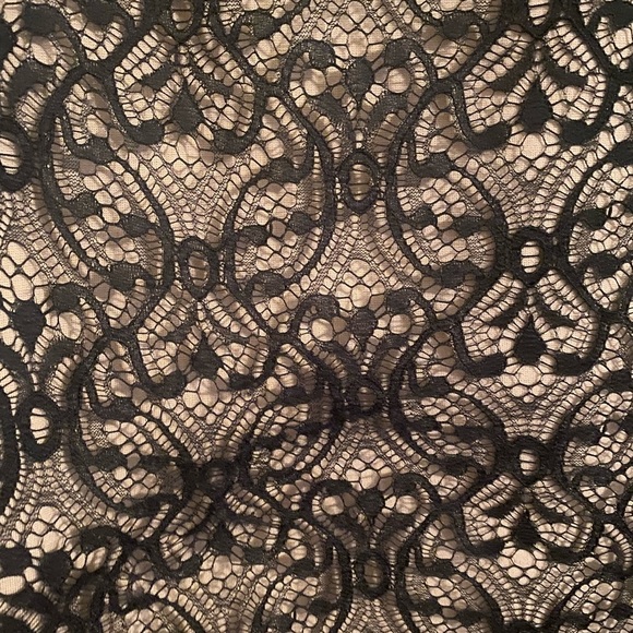 Gianni Bini Black and Tan lace like new dress with beaded detail - Picture 4 of 7